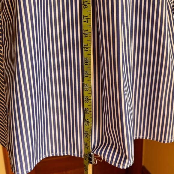 IC by Connie K Blue/White Striped Tunic w/ Pockets, SZ S, EUC - Picture 5 of 12